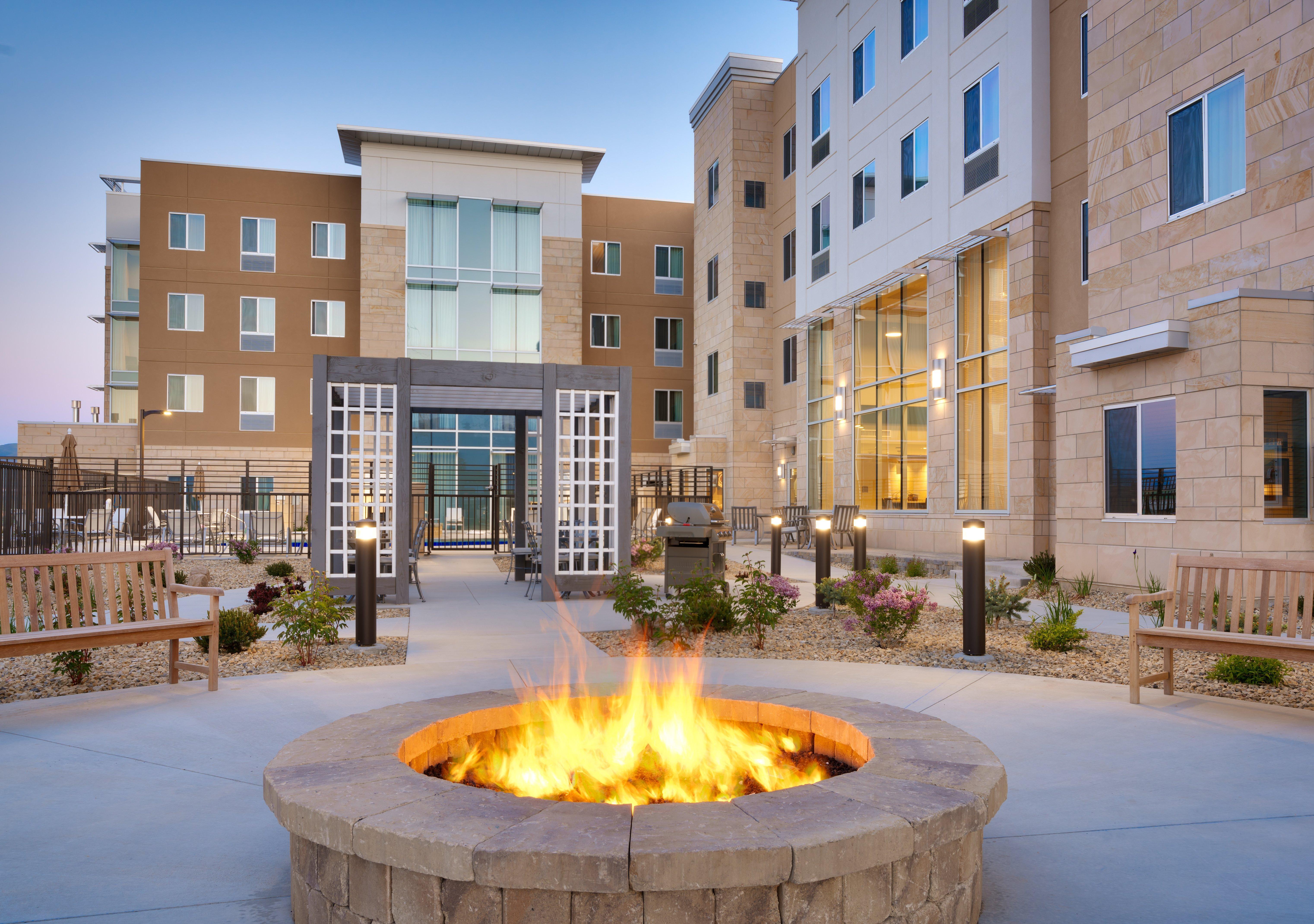 Staybridge Suites - Lehi - Traverse Ridge Center By Ihg Dış mekan fotoğraf